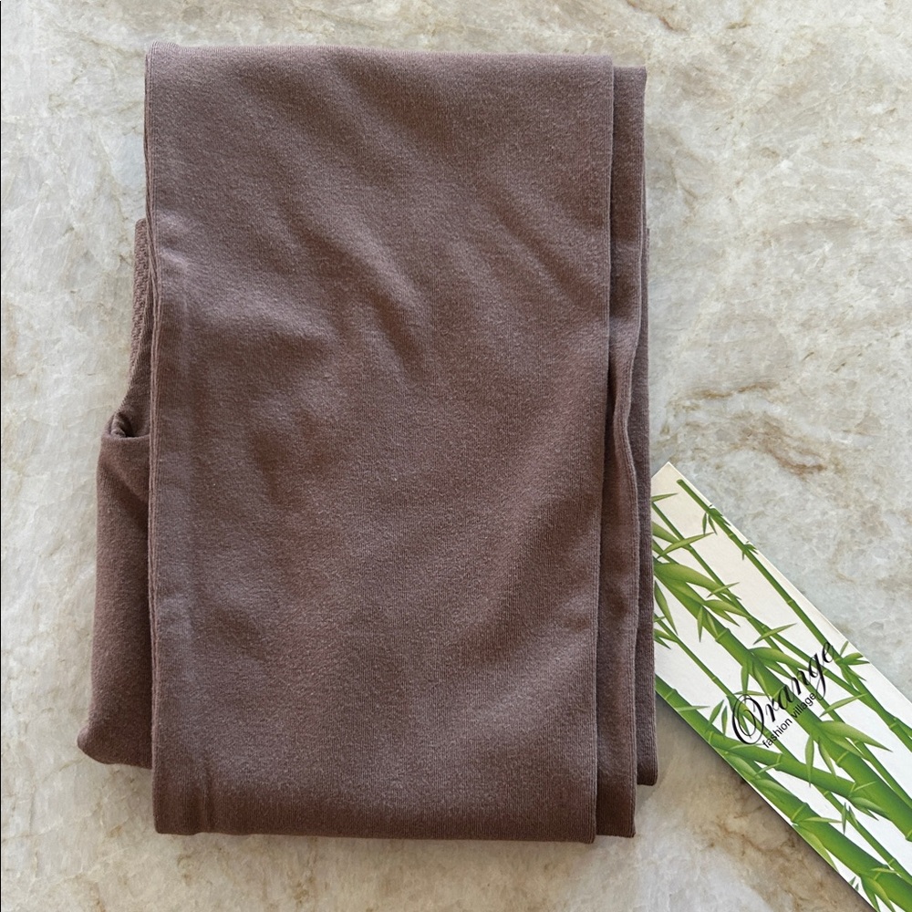 Brown/Tan Soft Bamboo Leggings
New with tags